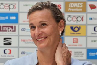Nová etapa Špotákové, vede už i elitní atletku. A láká ji další světový rekord - Sport.cz